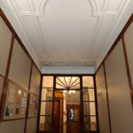 Atrio d'ingresso dell'edificio d'epoca in centro a Trieste – studio di psicologia Dott. Cristiano Pedersini